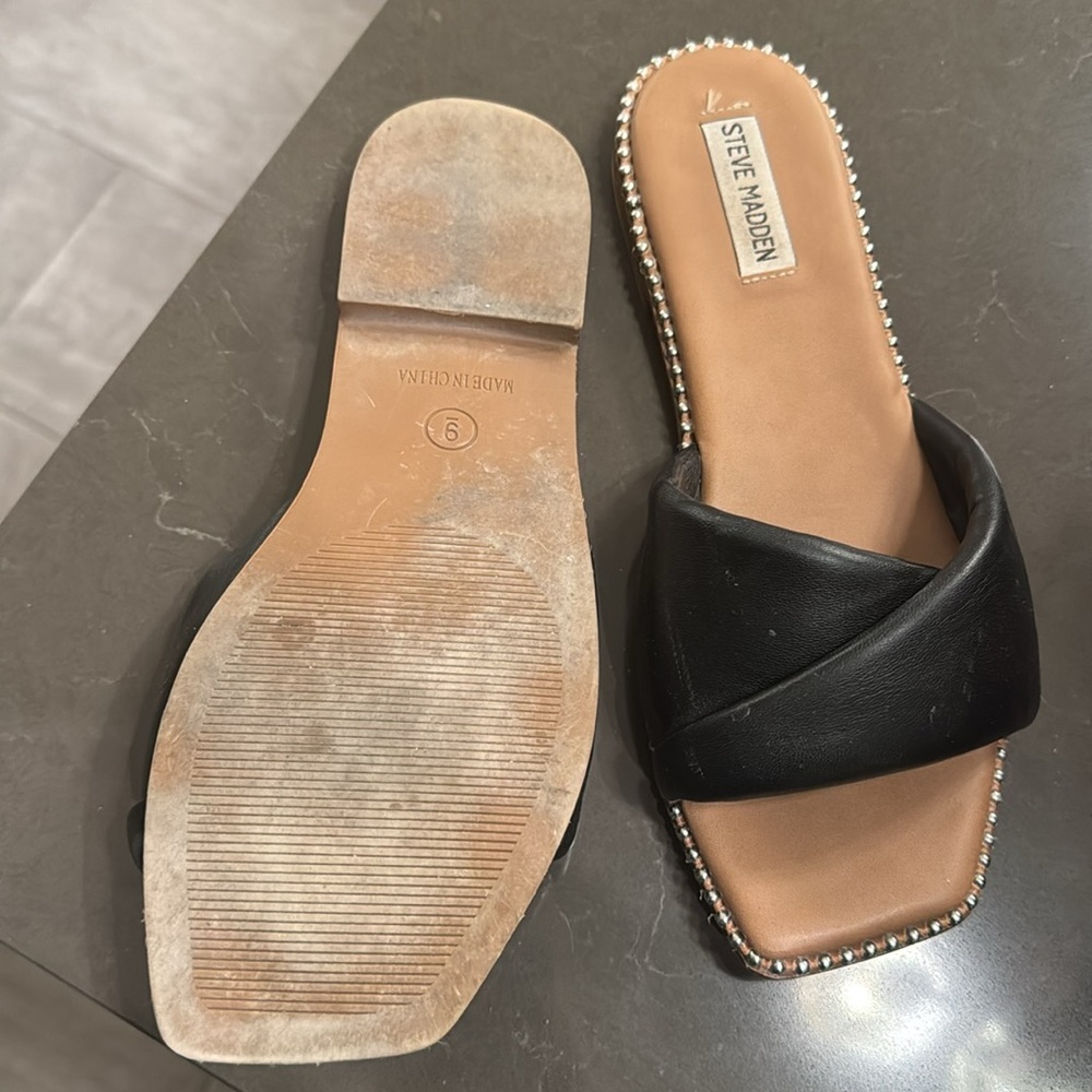 Steve Madden Sandals - Picture 3 of 3